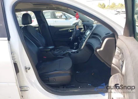 2015 Chevrolet Malibu 1Lt z USA, uszkodzony, nr VIN 1G11C5SL1FF270479